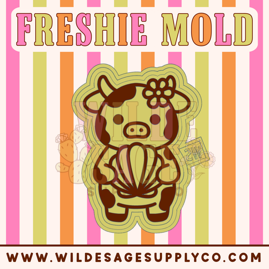 Beachy Cow Mold