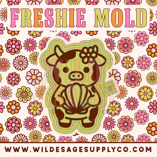 Beachy Cow Mold