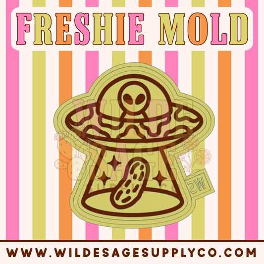 Pickle UFO Mold